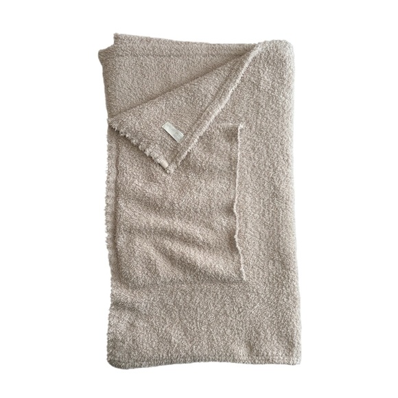 Barefoot Dreams CozyChic® Wearable Blanket Wrap Throw - Picture 6 of 8